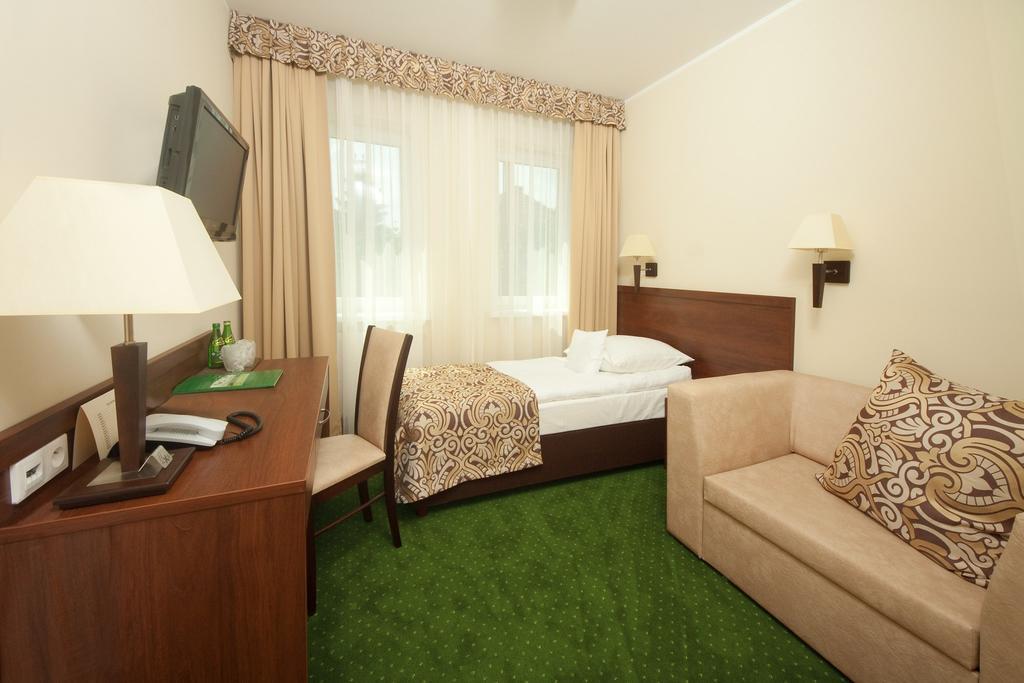 Hotel Zielony Poznan Exterior foto